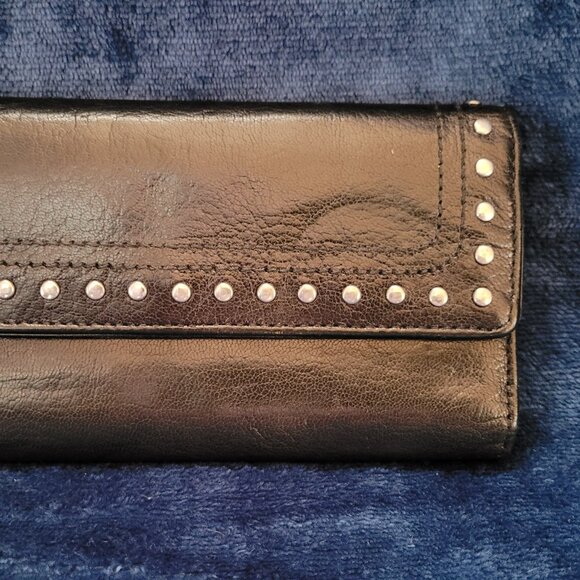 Reaction by Kenneth Cole Leather Wallet - Picture 2 of 11